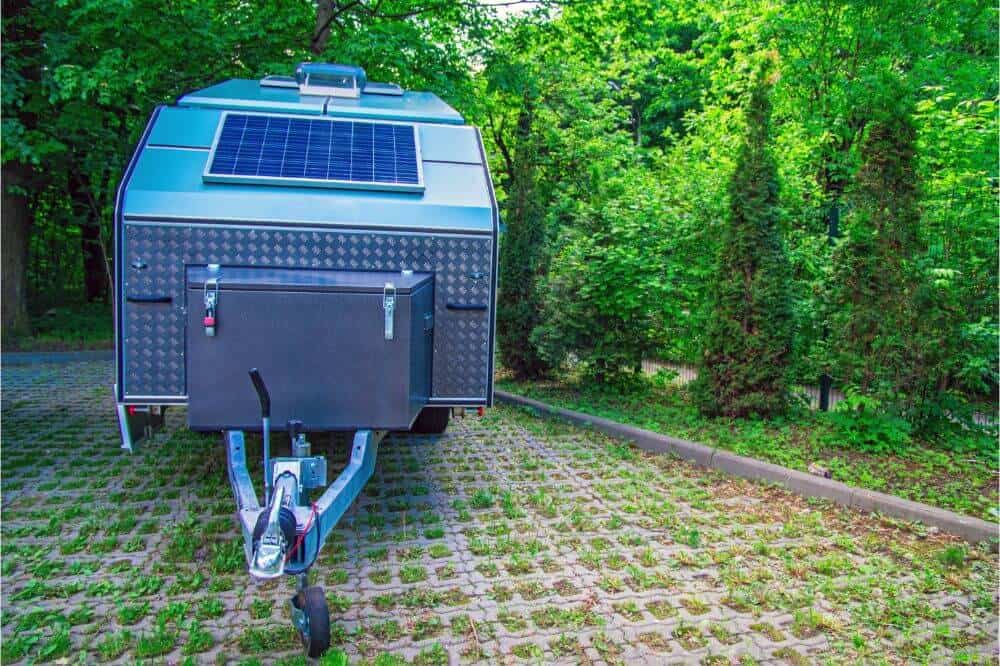 How to Use a Generator with a Travel Trailer