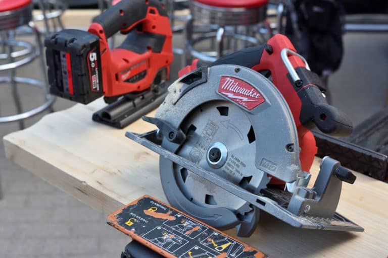 What Is A Rafter Hook On A Circular Saw?
