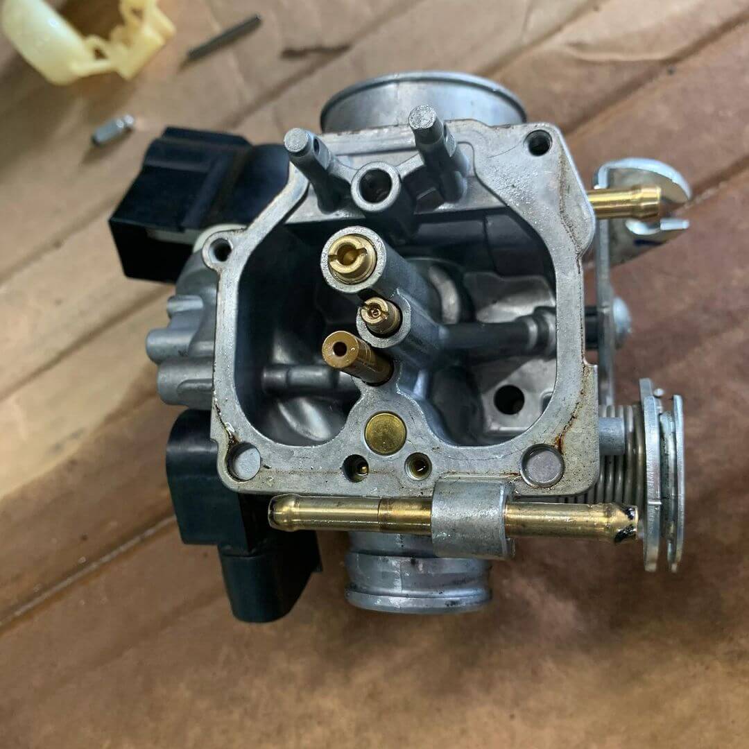 How To Clean A Carburetor On A Generator  